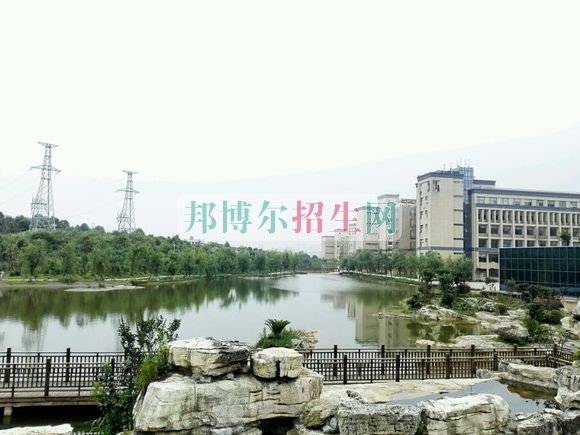 貴州商業(yè)高等?？茖W(xué)校網(wǎng)站網(wǎng)址