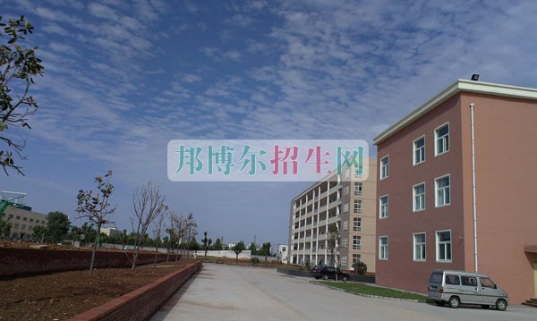 中專升大專什么時候報(bào)名