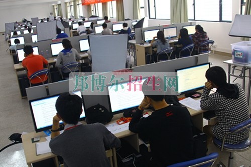 初中畢業(yè)可以去計算機應(yīng)用技術(shù)嗎