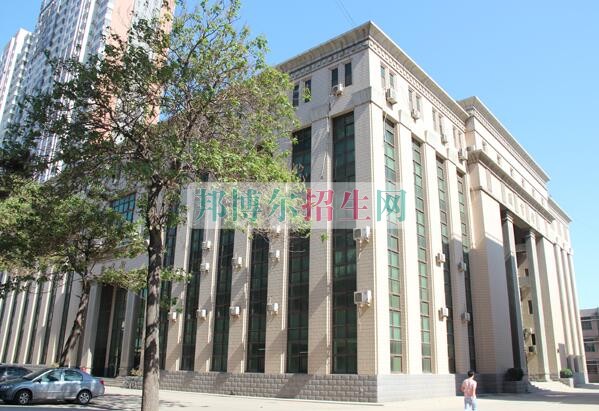 哪個大專學校的應用電子技術(shù)好