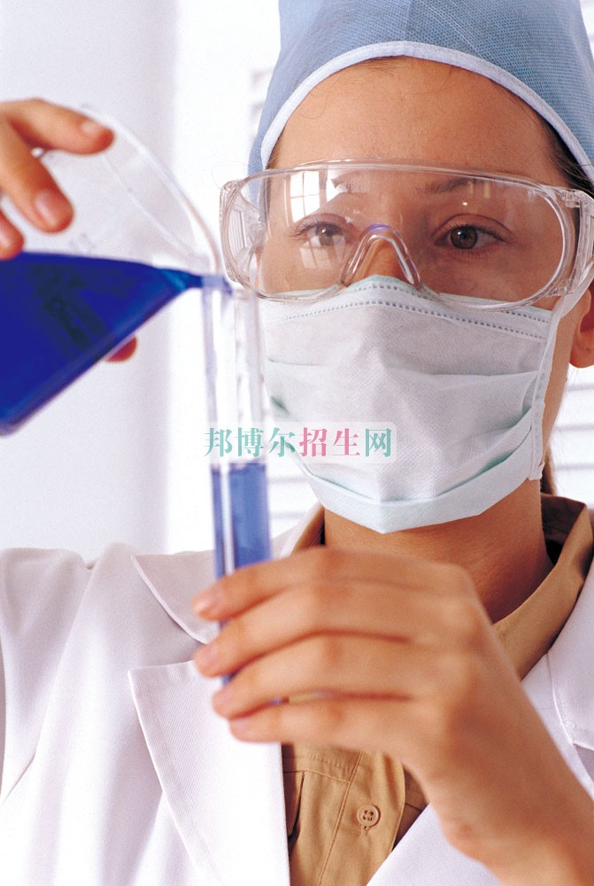  男生讀醫(yī)學(xué)檢驗專業(yè)怎么樣