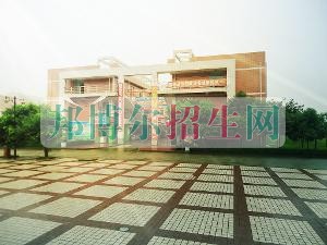 成都有計算機網(wǎng)絡技術學校嗎
