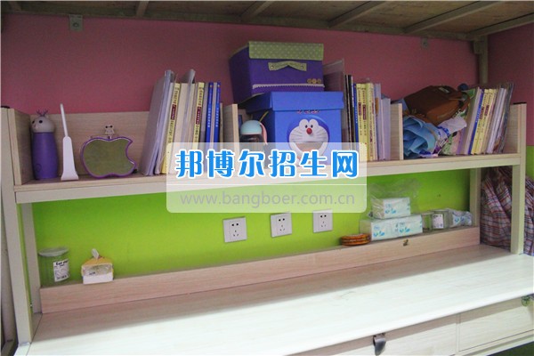 成都希望幼師學(xué)校是責(zé)任？更是一種愛！