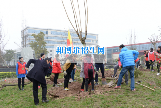川南幼兒師范高等?？茖W(xué)校學(xué)前教育二系黨日活動