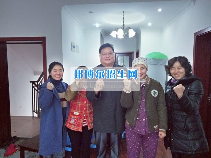 重慶航天職業(yè)技術(shù)學(xué)院關(guān)心學(xué)生生活、關(guān)注學(xué)生成長(zhǎng)