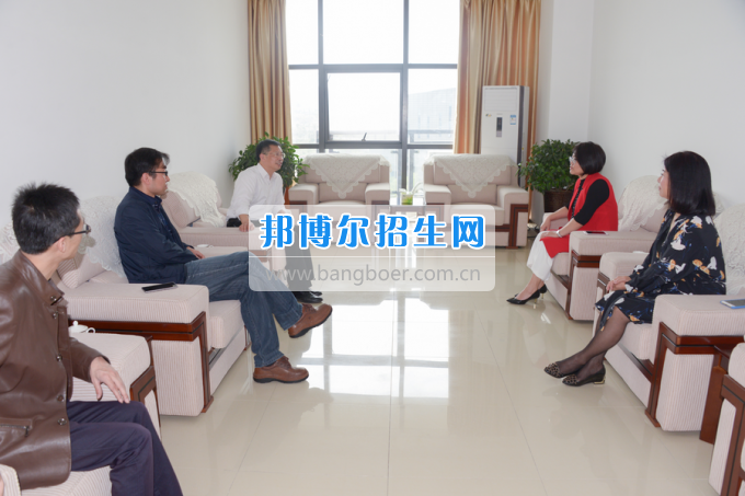 2017年西南科技大學(xué)黨委副書記張強(qiáng)一行到川南幼兒師范高等?？茖W(xué)?？疾? width=