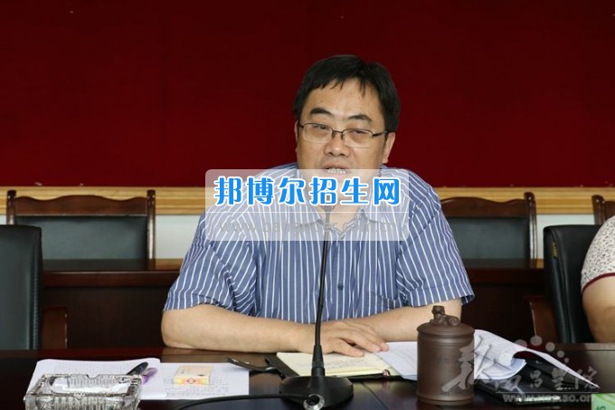 西昌學(xué)院工程技術(shù)學(xué)院召開推進“兩學(xué)一做”常態(tài)化制度化工作大會