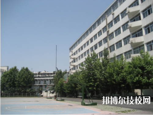 陜西商貿(mào)學(xué)校2020年報名條件、招生要求、招生對象 