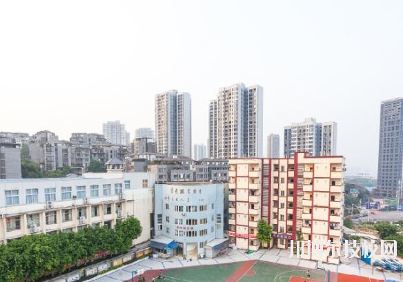 重慶建筑高級(jí)技工學(xué)校怎么樣、好不好