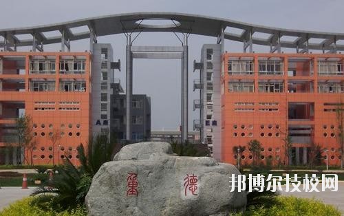 成都現(xiàn)代職業(yè)技術學校2020年有哪些專業(yè)