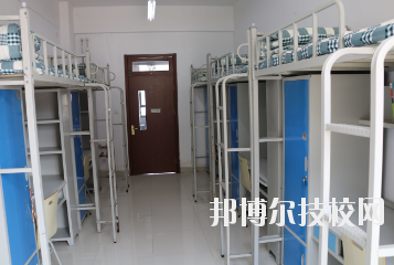 酒泉工貿中等專業(yè)學校2020年宿舍條件
