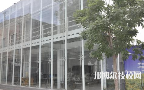 蘭州鐵路技師學(xué)院2020年學(xué)費、收費多少