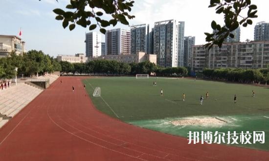 重慶渝北職業(yè)教育中心2020年報名條件、招生要求、招生對象