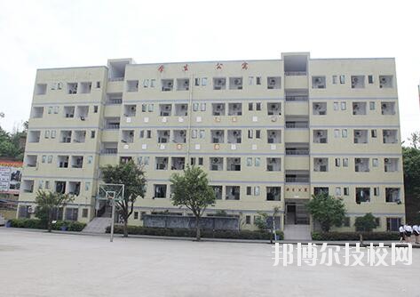 重慶經(jīng)濟建設(shè)職業(yè)技術(shù)學(xué)校怎么樣、好不好