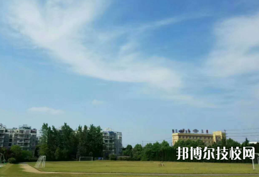 安徽經(jīng)濟貿(mào)易學校8