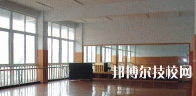 四川現(xiàn)代藝術(shù)學(xué)校2020年報(bào)名條件、招生要求、招生對(duì)象
