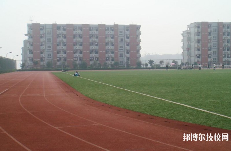 重慶龍門浩職業(yè)中學(xué)校2020年報(bào)名條件、招生要求、招生對(duì)象