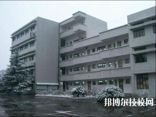 永康衛(wèi)生學(xué)校2020年報名條件、招生要求、招生對象
