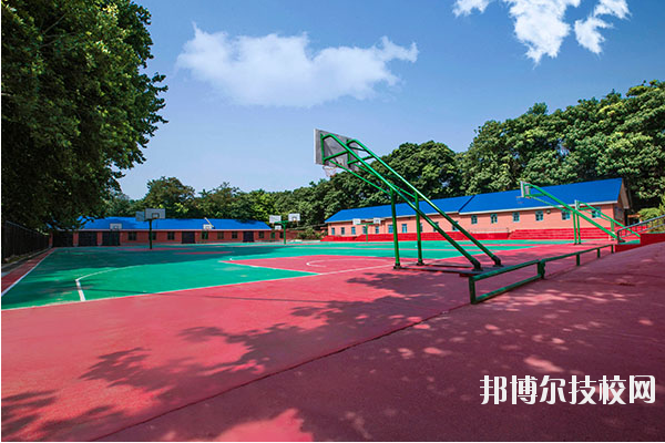 西安鐵道職業(yè)學校2020年報名條件、招生要求、招生對象