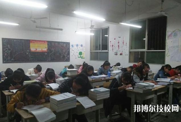 戶(hù)縣職業(yè)教育中心2020年招生辦聯(lián)系電話(huà)