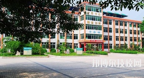 四川長(zhǎng)寧縣職業(yè)技術(shù)學(xué)校2020年報(bào)名條件、招生要求、招生對(duì)象
