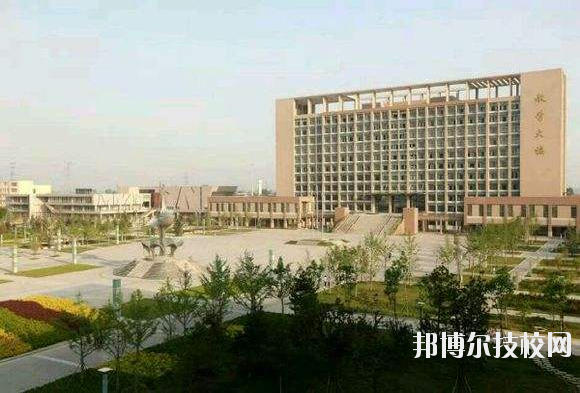咸陽(yáng)理工職業(yè)專(zhuān)修學(xué)院2020年報(bào)名條件、招生要求、招生對(duì)象
