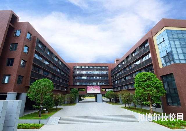 西安市商貿(mào)旅游成人中等專業(yè)學校2020年有哪些專業(yè) 