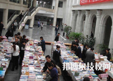 甘肅省郵電學(xué)校2020年報名條件、招生要求、招生對象