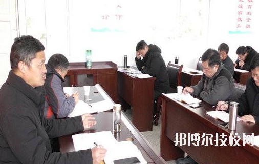 臨安市中等職業(yè)技術(shù)學(xué)校2020年報名條件、招生要求、招生對象