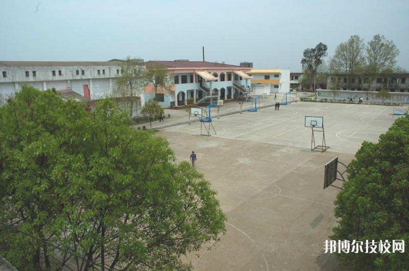 鷹潭應(yīng)用工程學(xué)校怎么樣、好不好