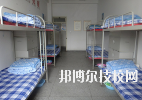 靖遠縣平堡職業(yè)技術(shù)中學(xué)2020年宿舍條件