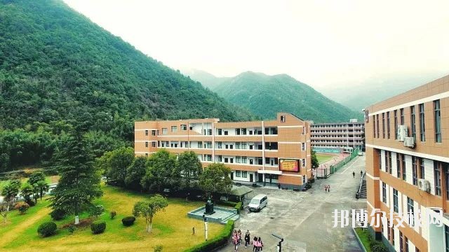 寧波四明職業(yè)高級(jí)中學(xué)怎么樣、好不好