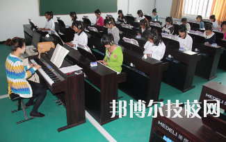 華亭職業(yè)教育中心怎么樣、好不好