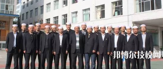 臨夏外國語學(xué)校2020年報名條件、招生要求、招生對象