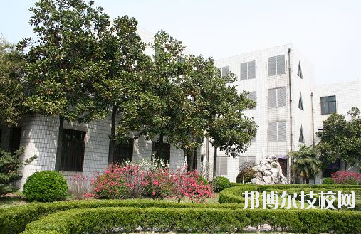 泰州博日電腦技術(shù)學校怎么樣、好不好