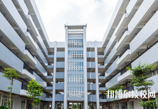 廣州財經(jīng)職業(yè)學校2020年報名條件、招生要求、招生對象