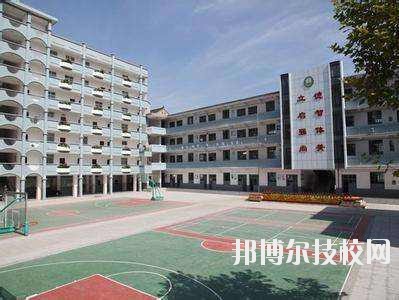 商洛商州區(qū)職業(yè)技術(shù)教育中心2020年報名條件、招生要求、招生對象 