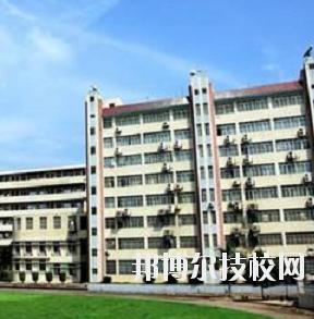 重慶航運(yùn)旅游學(xué)校2020年報(bào)名條件、招生要求、招生對(duì)象