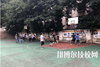 重慶航運旅游學校2020年招生辦聯(lián)系電話