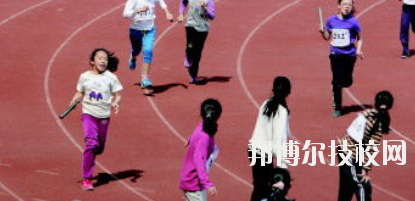 嘉峪關(guān)體育運動學(xué)校2020年學(xué)費、收費多少