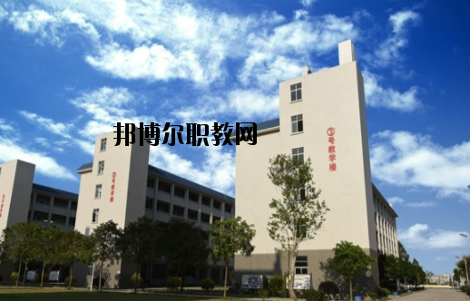 化州職業(yè)技術(shù)學(xué)校2020年報(bào)名條件、招生要求、招生對(duì)象