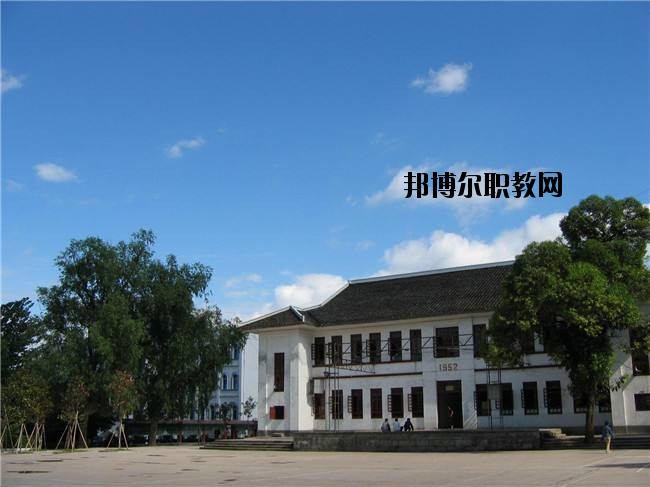 四川省儀隴縣柳埡職業(yè)中學(xué)2020年報名條件、招生要求、招生對象