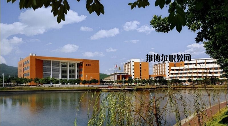 仙桃新亞電腦中等職業(yè)學(xué)校2020年報名條件、招生要求、招生對象