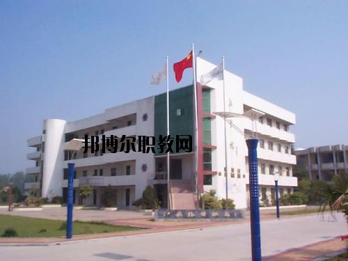 昭陽(yáng)區(qū)高級(jí)職業(yè)中學(xué)怎么樣、好不好