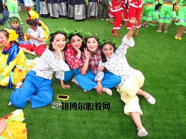 西安幼兒師范職業(yè)學(xué)校2020年報(bào)名條件、招生要求、招生對象 