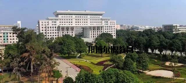 咸寧生物機電工程學(xué)校怎么樣、好不好