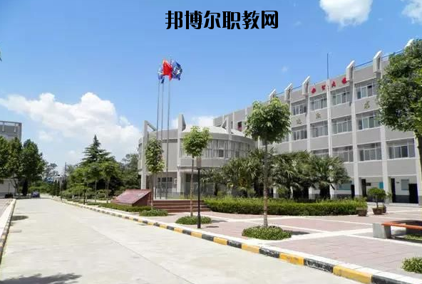 西安高陵區(qū)職業(yè)技術(shù)教育中心2020年報(bào)名條件、招生要求、招生對象 