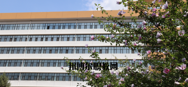 甘肅工業(yè)技師學(xué)院怎么樣、好不好