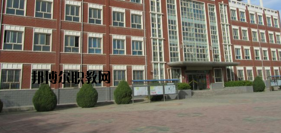 蘭州航空工業(yè)技工學(xué)校2020年報(bào)名條件、招生要求、招生對(duì)象