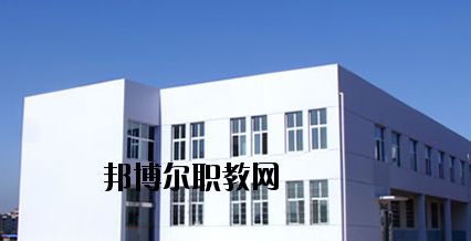 甘肅煤炭工業(yè)技工學(xué)校2020年報(bào)名條件、招生要求、招生對(duì)象